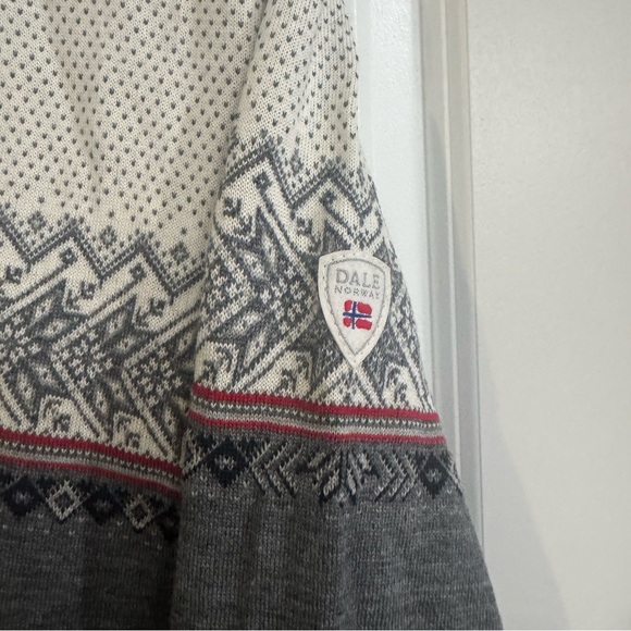 Dale Of Norway Hovden Jacquard Half Zip Wool Sweater - Picture 6 of 13